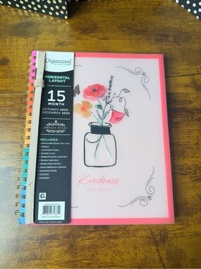 Organized by Happy Planner 15-Month Horizontal Planner - Pink Floral Cover